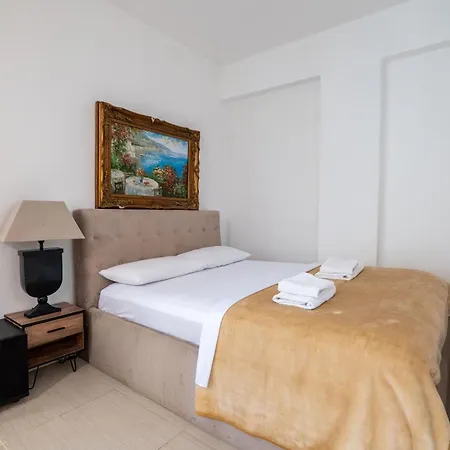 Hotel Leon *