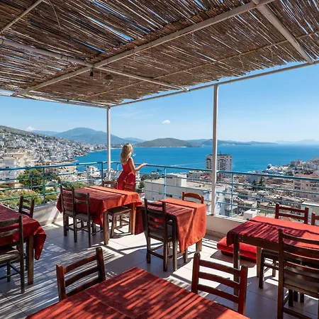 Leon Hotel