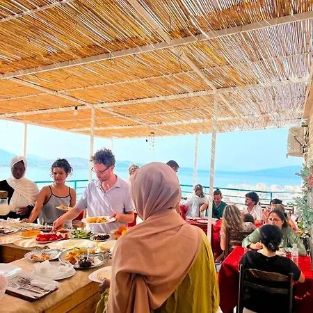 Leon Hotel Saranda